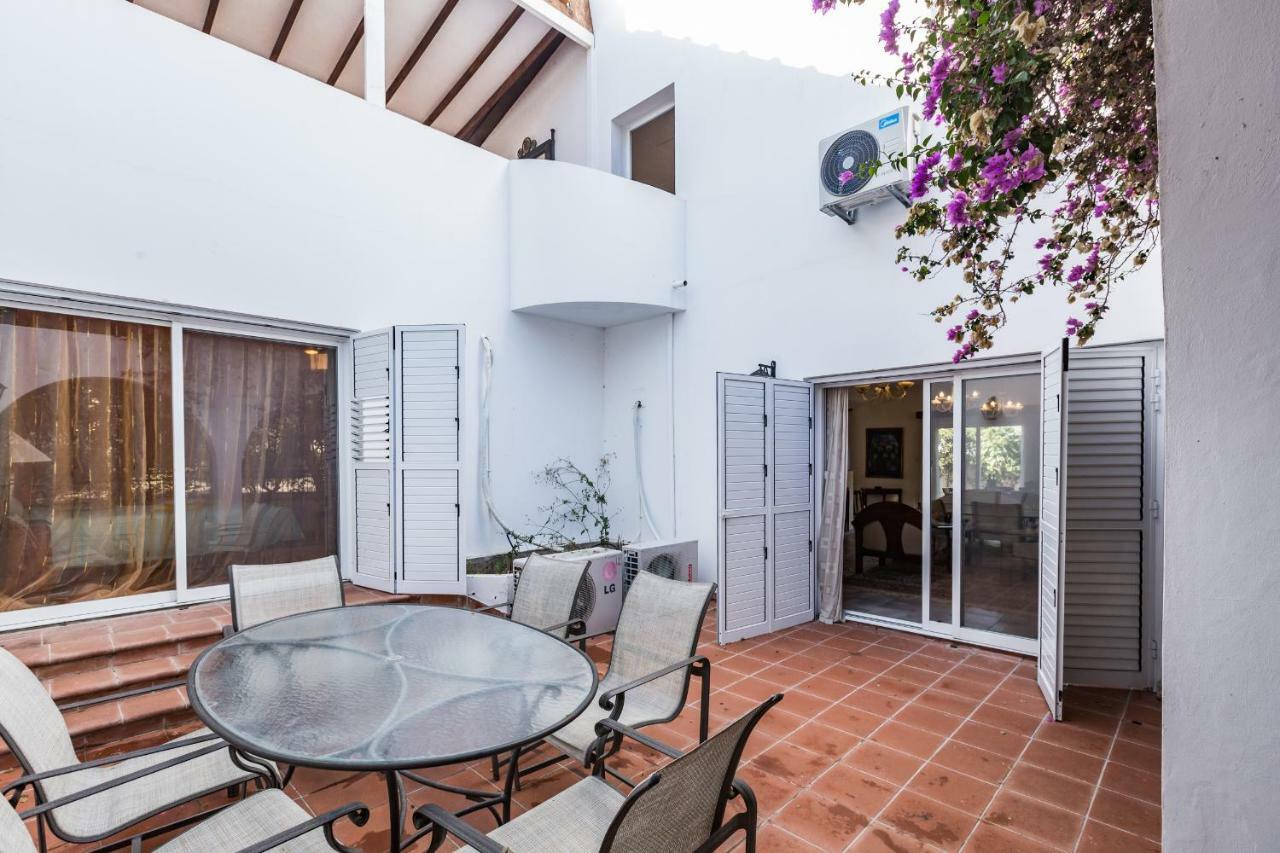 Villa Papaya Residence Paphos Exterior foto